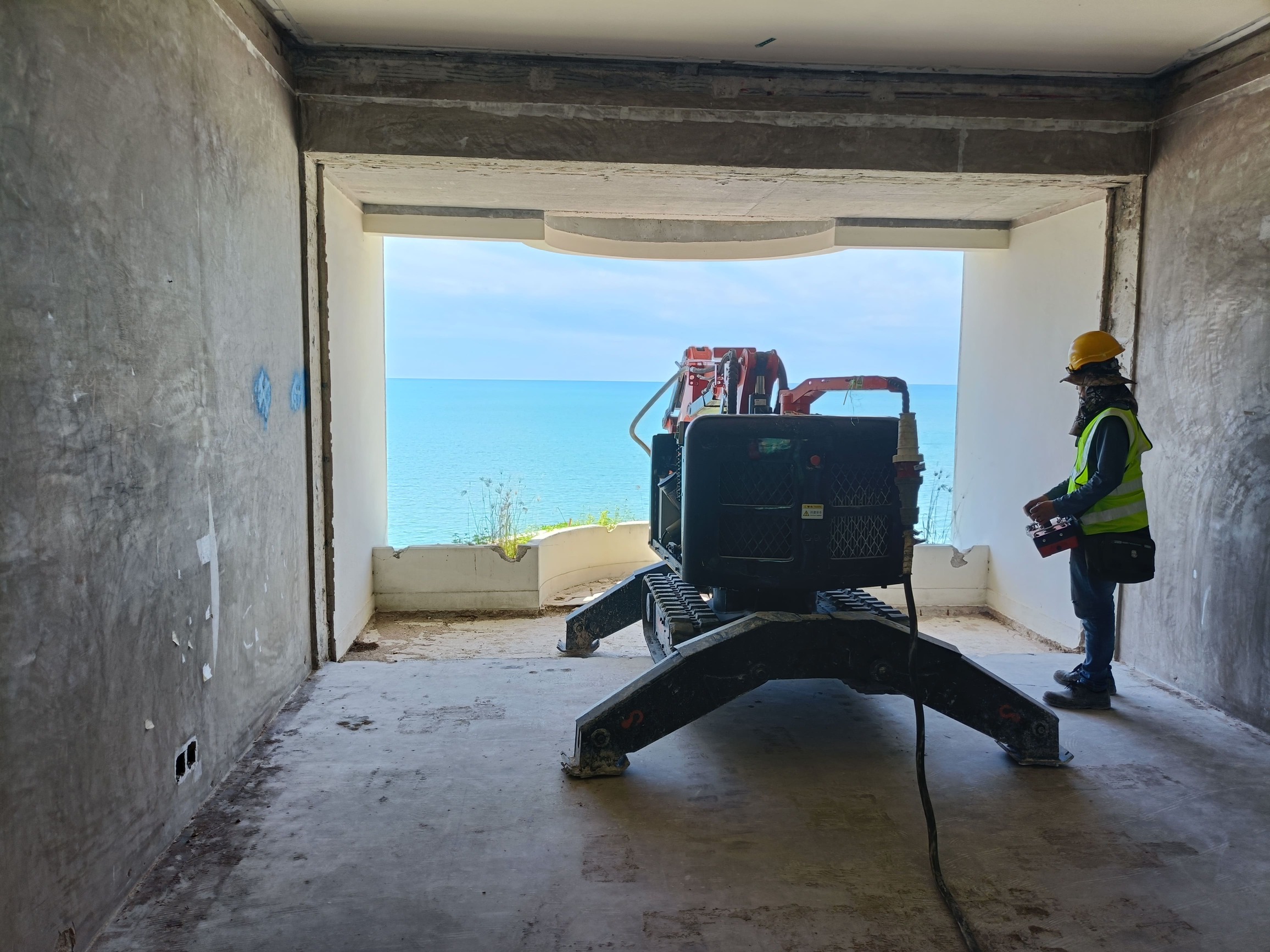 破拆机器人建筑拆除